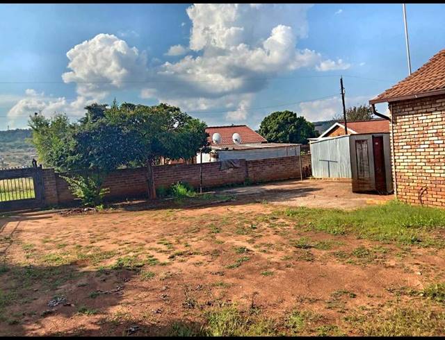 2 BEDROOM HOUSE FOR SALE IN LOTUS GARDENS